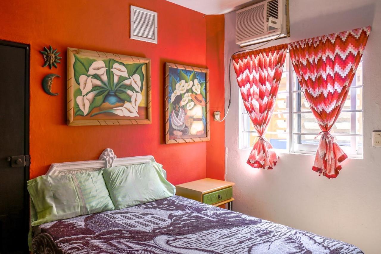 Hotel Puerto Viejo Mazatlán Buitenkant foto