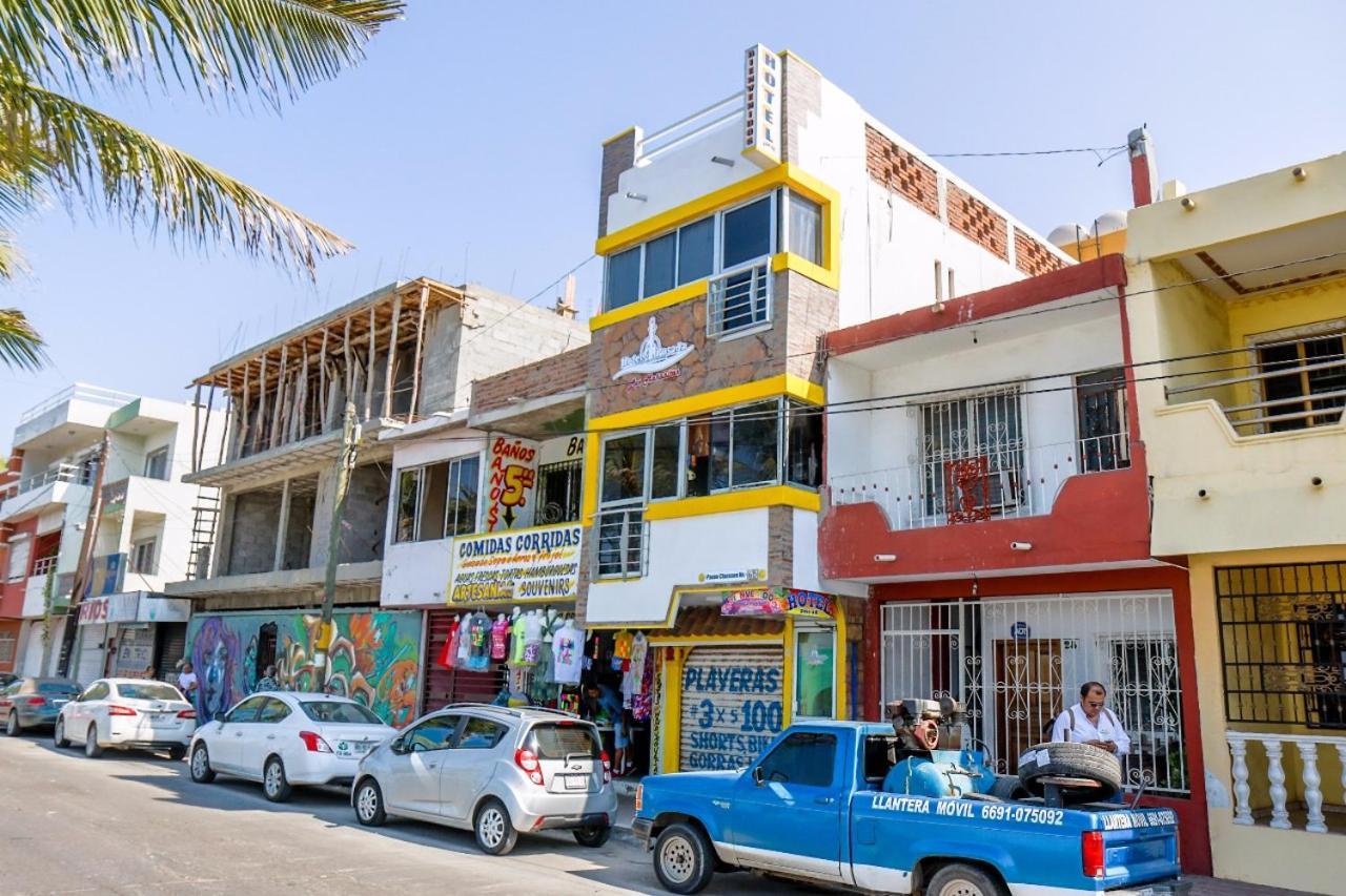 Hotel Puerto Viejo Mazatlán Buitenkant foto